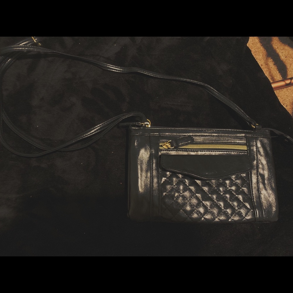 Small Black & Gold Leather Crossbody!